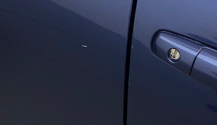 2016 Maruti Baleno DELTA PETROL 1.2, Petrol, Manual, 83,653 km, Right rear door - Minor scratches