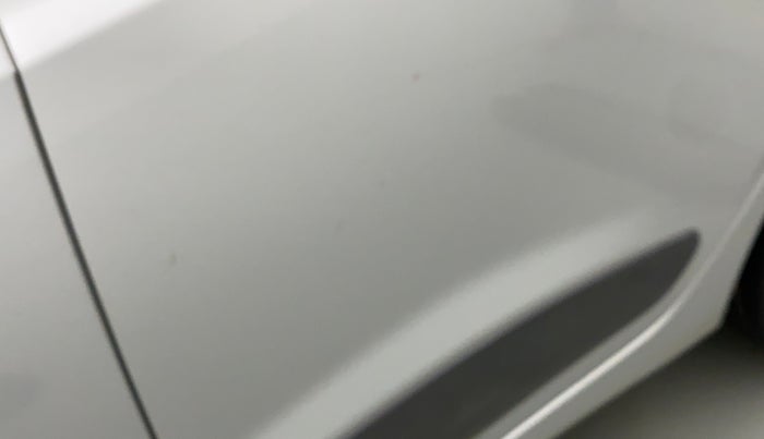 2015 Hyundai Grand i10 SPORTZ 1.2 KAPPA VTVT, Petrol, Manual, 12,530 km, Rear left door - Minor scratches