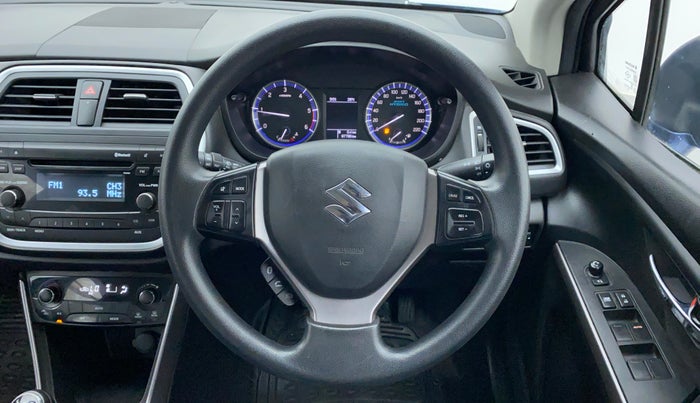 2018 Maruti S Cross DELTA SHVS, Diesel, Manual, 97,982 km, Steering Wheel Close Up