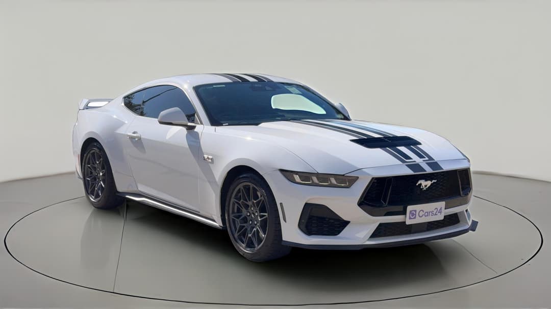 2024 Ford Mustang Gt 5.0 V8, Automatic, 5559 km, Right Front Diagonal (45- Degree) View