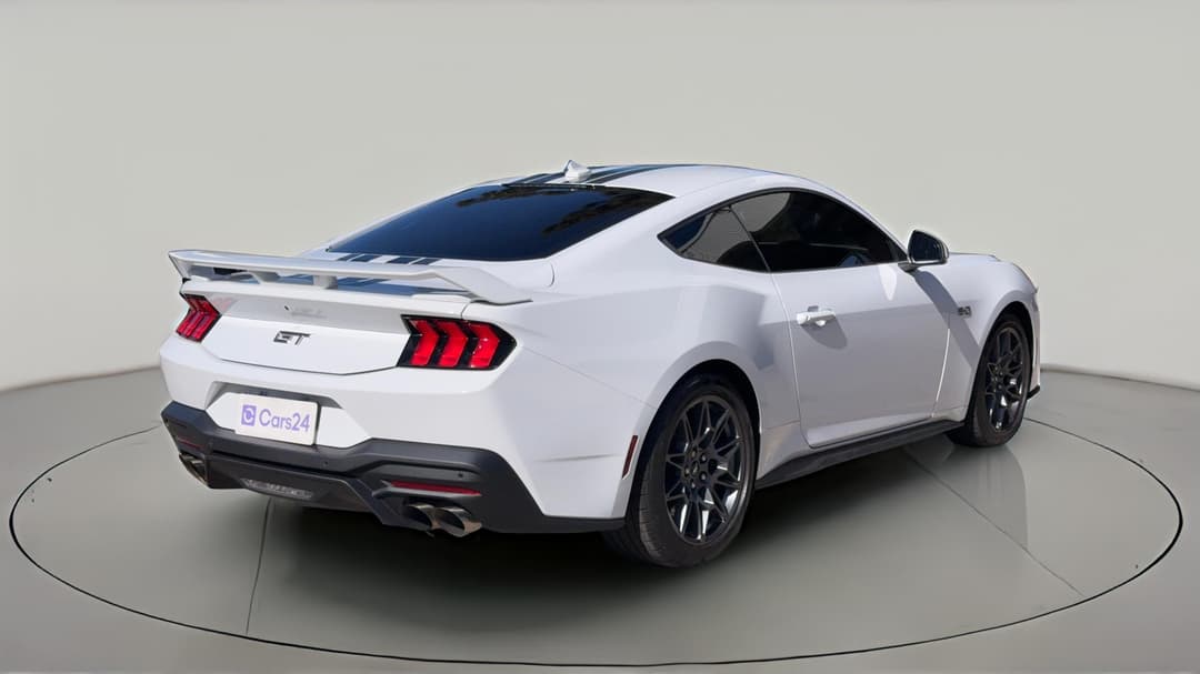 2024 Ford Mustang Gt 5.0 V8, Automatic, 5559 km, Right Back Diagonal (45- Degree) View