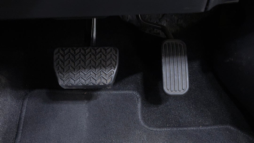 Pedals and Footmat