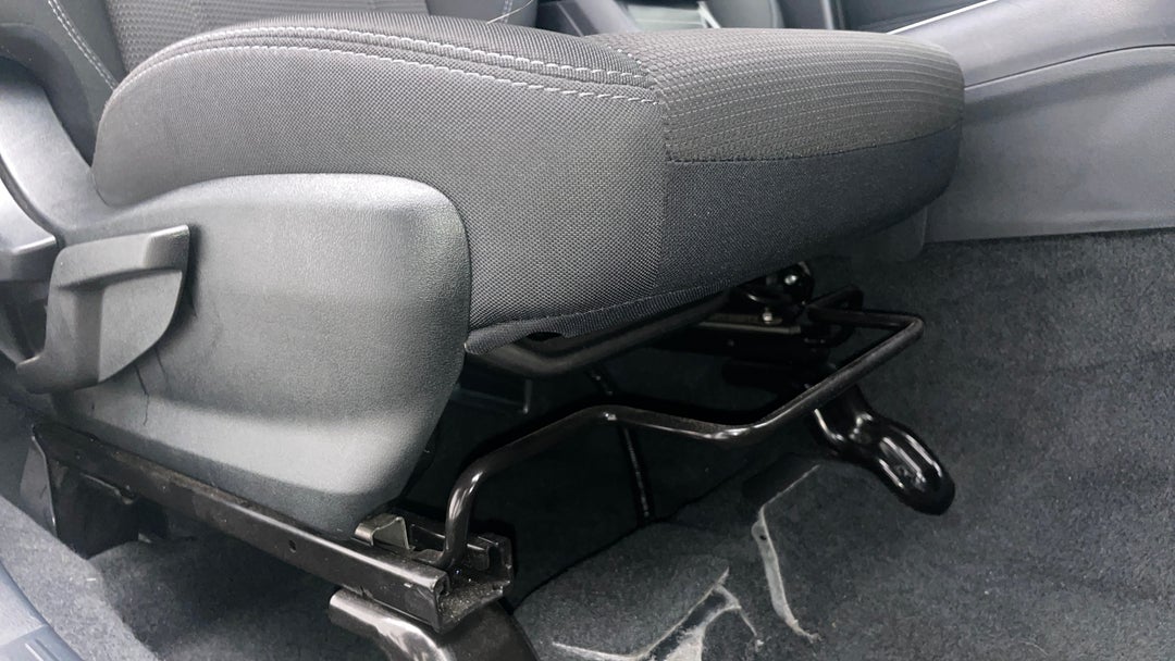 2023 Subaru Forester 2.5i (awd), Automatic, 48229 km, Drivers Side Adjustment Panel