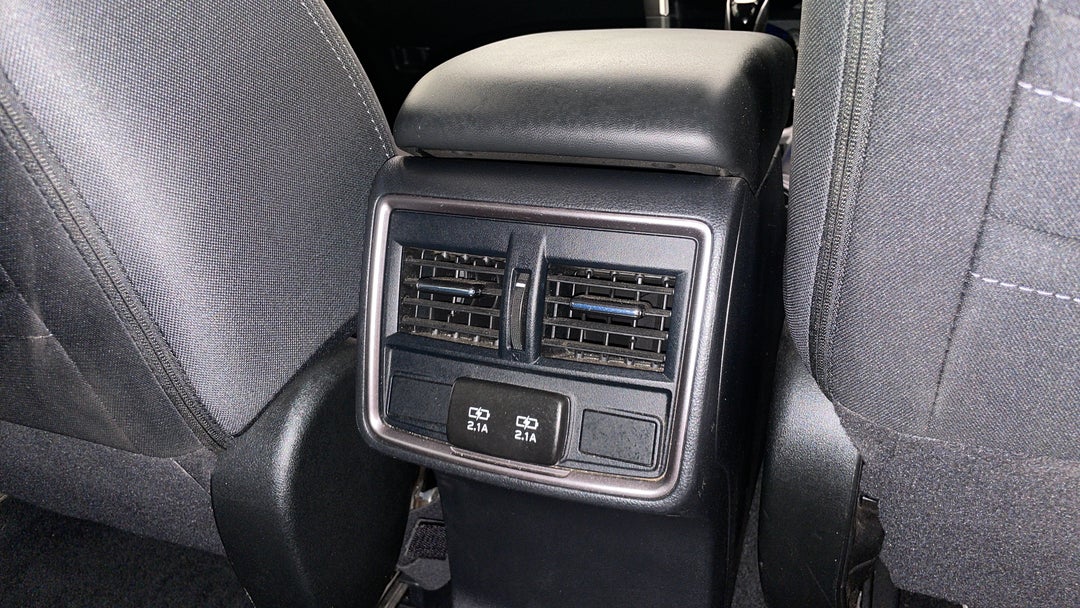 2023 Subaru Forester 2.5i (awd), Automatic, 48229 km, Rear A/C Vent