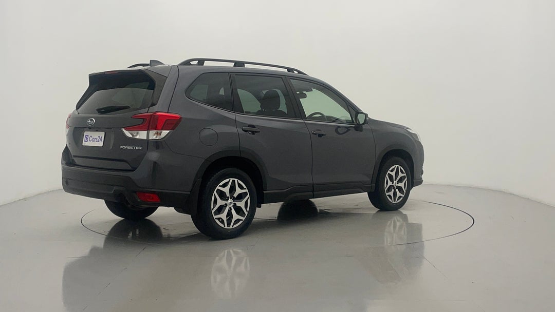 2023 Subaru Forester 2.5i (awd), Automatic, 48229 km, Right Back Diagonal (45- Degree) View