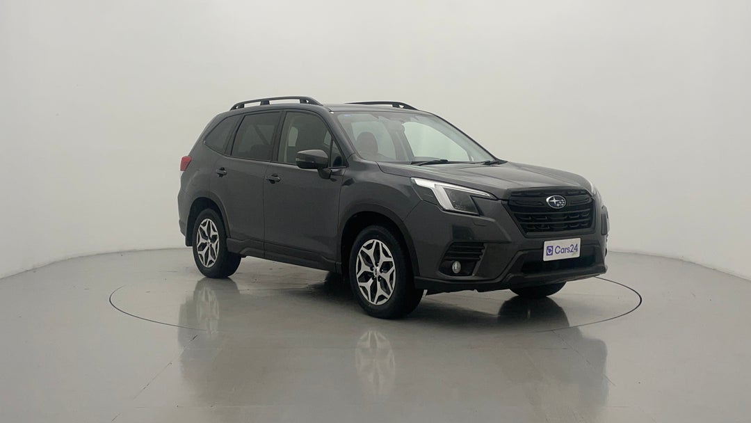 2023 Subaru Forester 2.5i (awd), Automatic, 48229 km, Right Front Diagonal (45- Degree) View