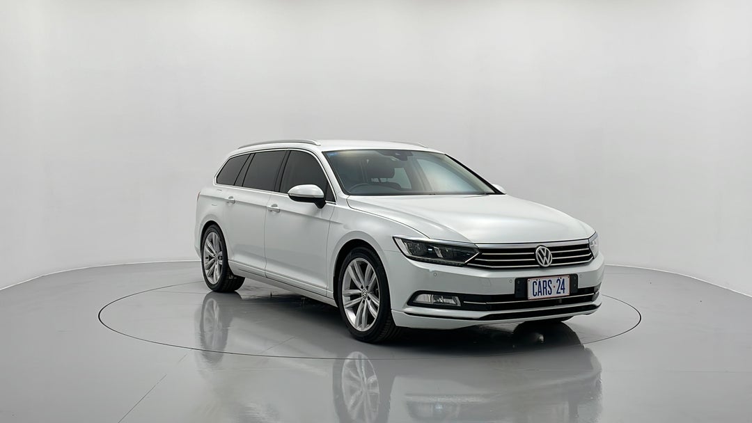 Right Front Diagonal (45- Degree) View