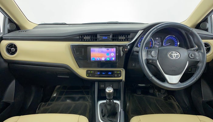 2017 Toyota Corolla Altis GL, Petrol, Manual, 59,767 km, Dashboard