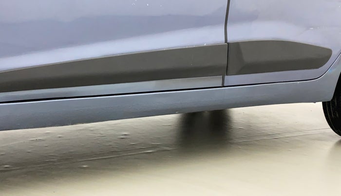 2016 Hyundai Grand i10 ASTA (O) 1.2 KAPPA VTVT, CNG, Manual, 70,727 km, Left running board - Paint has minor damage