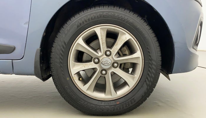 2016 Hyundai Grand i10 ASTA (O) 1.2 KAPPA VTVT, CNG, Manual, 70,727 km, Right Front Wheel