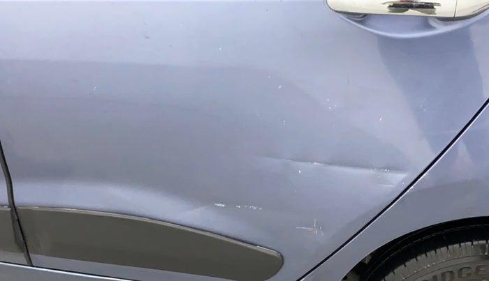 2016 Hyundai Grand i10 ASTA (O) 1.2 KAPPA VTVT, CNG, Manual, 70,727 km, Rear left door - Minor scratches