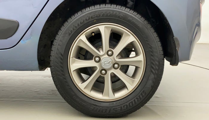 2016 Hyundai Grand i10 ASTA (O) 1.2 KAPPA VTVT, CNG, Manual, 70,727 km, Left Rear Wheel
