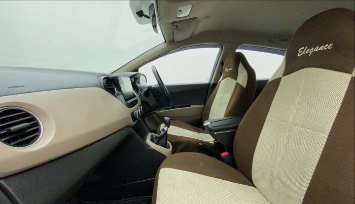 2016 Hyundai Grand i10 ASTA (O) 1.2 KAPPA VTVT, CNG, Manual, 70,727 km, Right Side Front Door Cabin