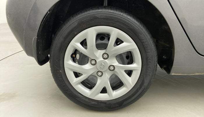 2019 Hyundai Grand i10 MAGNA 1.2 VTVT, Petrol, Manual, 10,547 km, Right Rear Wheel