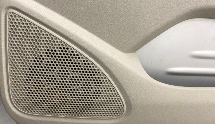 2016 Datsun Redi Go T (O), Petrol, Manual, 54,712 km, Speaker