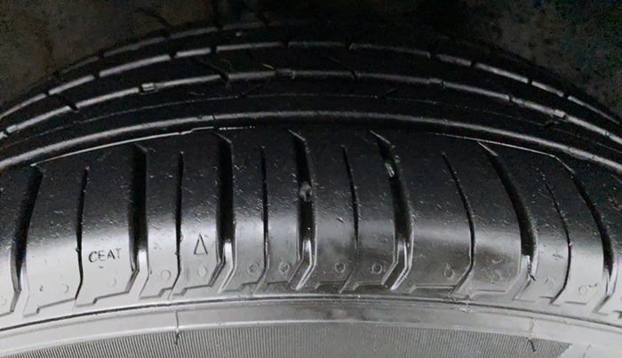 2020 Hyundai VENUE SX 1.0 GDI IMT, Petrol, Manual, 8,130 km, Right Front Tyre Tread
