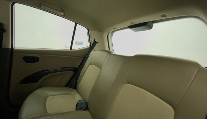 2015 Hyundai i10 MAGNA 1.1, Petrol, Manual, 35,215 km, Right Side Rear Door Cabin