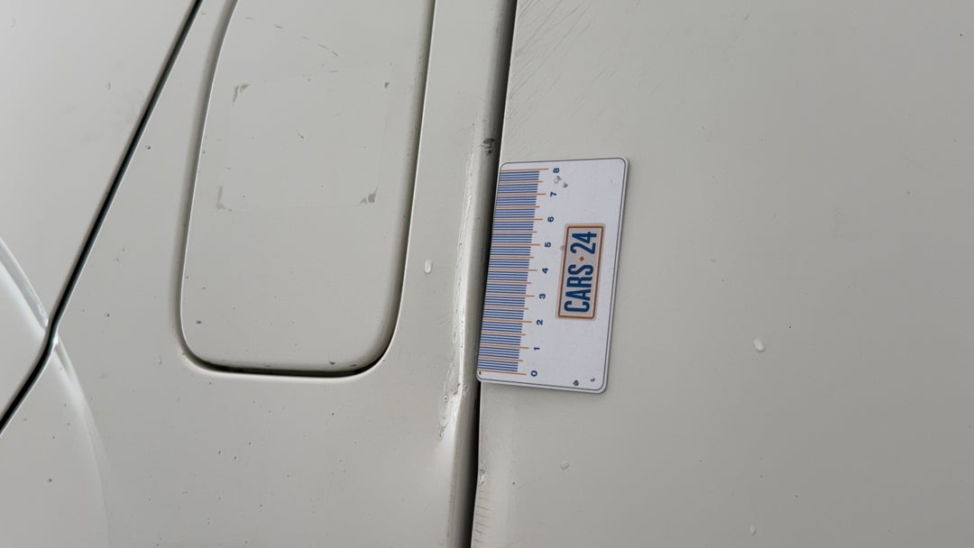 2018 Toyota Hiace Lwb, Automatic, 122660 km, Quarter Panel Front LHS Guard Dent