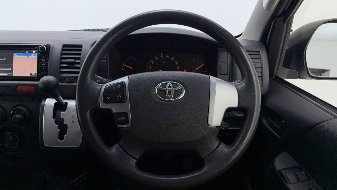 2018 Toyota Hiace Lwb, Automatic, 122660 km, Steering Wheel Close-up