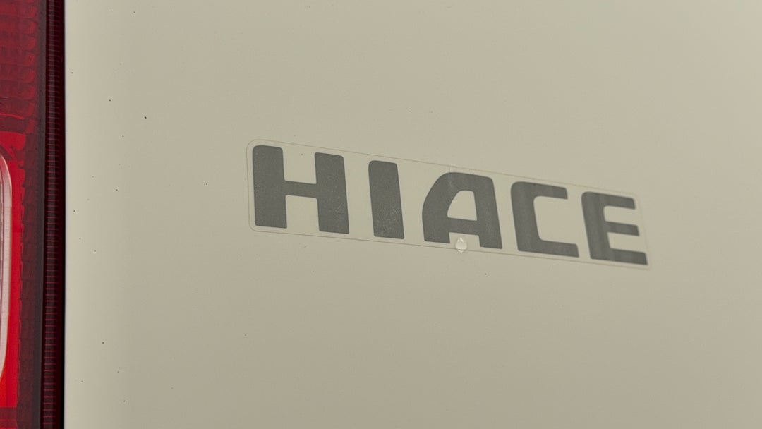 2018 Toyota Hiace Lwb, Automatic, 122660 km, Badge (Boot Left Side)