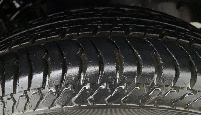 2018 Maruti Alto K10 VXI (O) AMT, Petrol, Automatic, 7,876 km, Left Front Tyre Tread