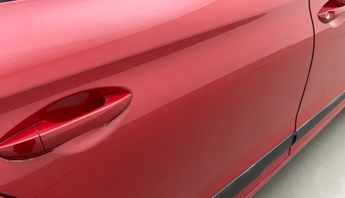 2016 Hyundai Elite i20 SPORTZ 1.2, Petrol, Manual, 23,310 km, Right rear door - Minor scratches