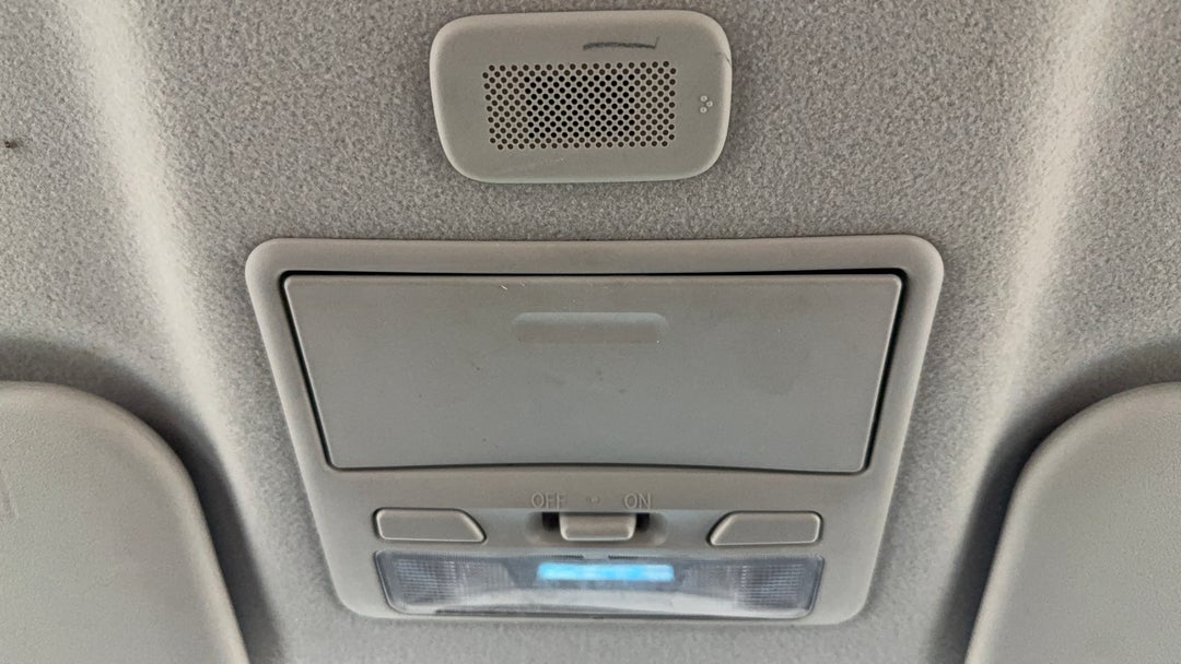 2016 Mitsubishi Triton Glx Plus (4x4), Manual, 146521 km, On-Roof Controls/Sunglass holder