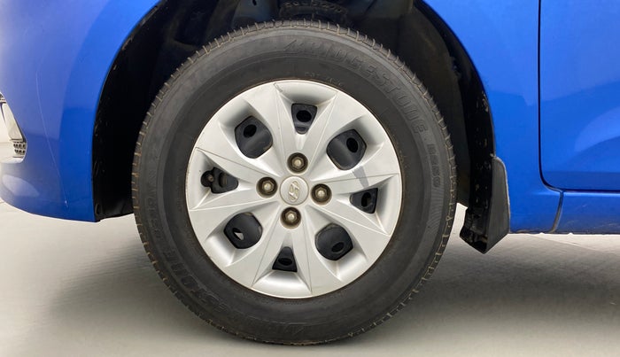 2017 Hyundai Elite i20 SPORTZ 1.2, Petrol, Manual, 44,388 km, Left Front Wheel