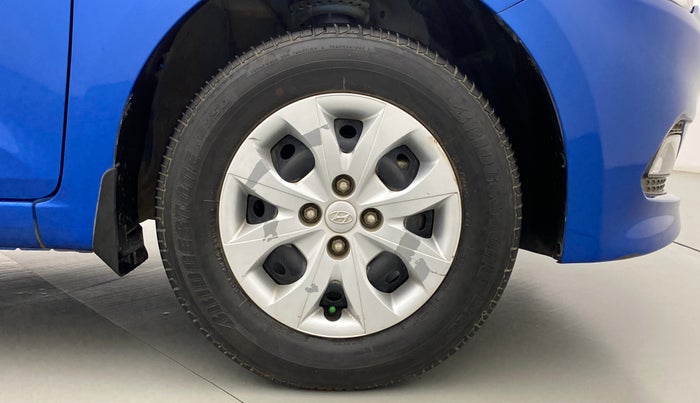 2017 Hyundai Elite i20 SPORTZ 1.2, Petrol, Manual, 44,388 km, Right Front Wheel