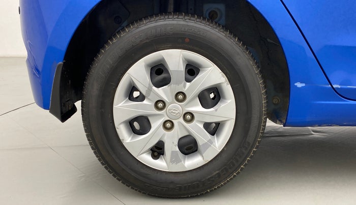 2017 Hyundai Elite i20 SPORTZ 1.2, Petrol, Manual, 44,388 km, Right Rear Wheel