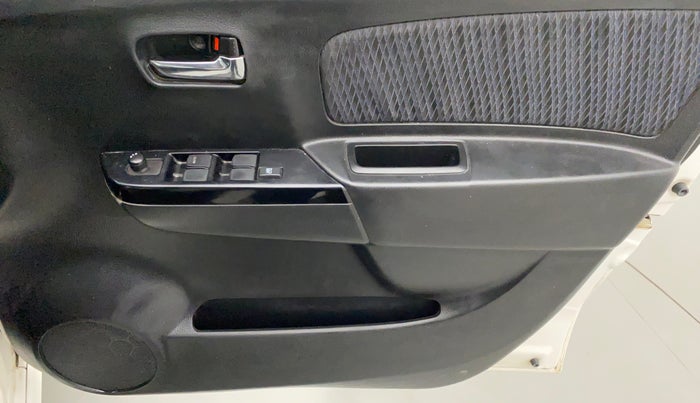 2013 Maruti Wagon R Stingray VXI, Petrol, Manual, 23,924 km, Driver Side Door Panels Control