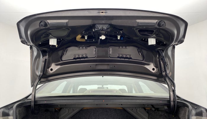 2014 Honda City VX MT PETROL, Petrol, Manual, 72,555 km, Boot Door Open