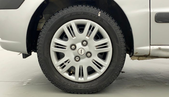 2013 Hyundai Santro Xing GL PLUS, CNG, Manual, 50,190 km, Left Front Wheel