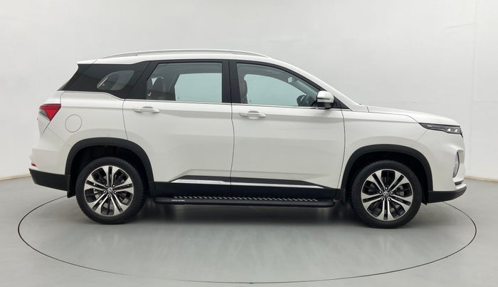 2022 MG HECTOR PLUS SHARP 1.5 PETROL TURBO DCT 6-STR, Petrol, Automatic, 9,866 km, Right Side View