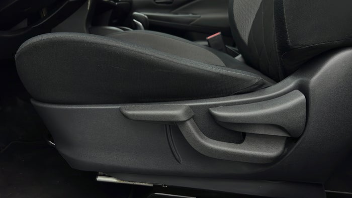 NISSAN KICKS-Driver Side Adjustment Panel
