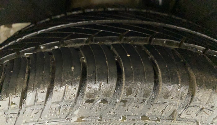 2016 Skoda Octavia AMBITION 1.4 TSI, Petrol, Manual, 12,345 km, Left Rear Tyre Tread
