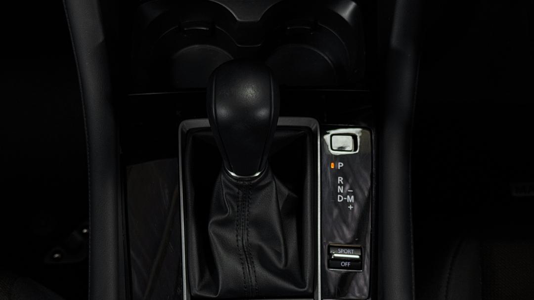 2025 Mazda 3 G20 Pure, Automatic, 9115 km, Gear Lever 