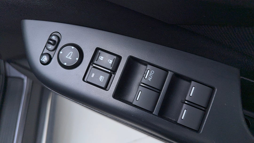 Drivers Side Door Panel Controls