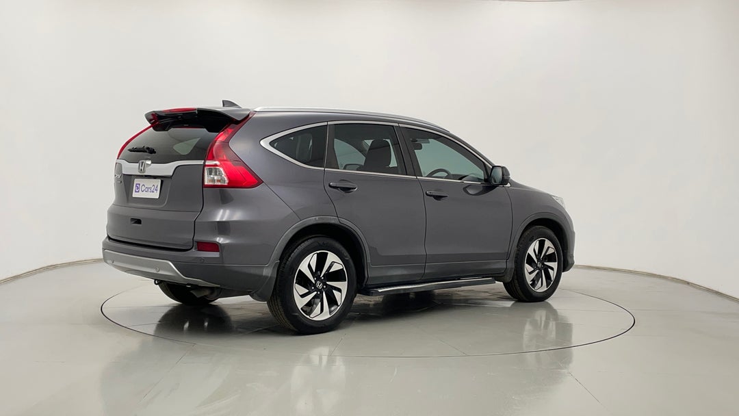 Right Back Diagonal (45- Degree) View