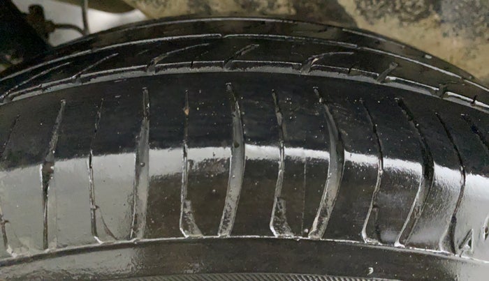 2019 Maruti New Wagon-R LXI CNG 1.0 L, CNG, Manual, 63,087 km, Right Rear Tyre Tread