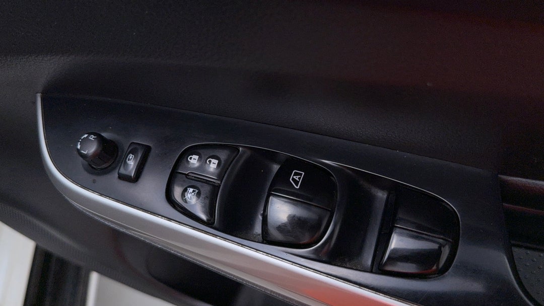 Drivers Side Door Panel Controls