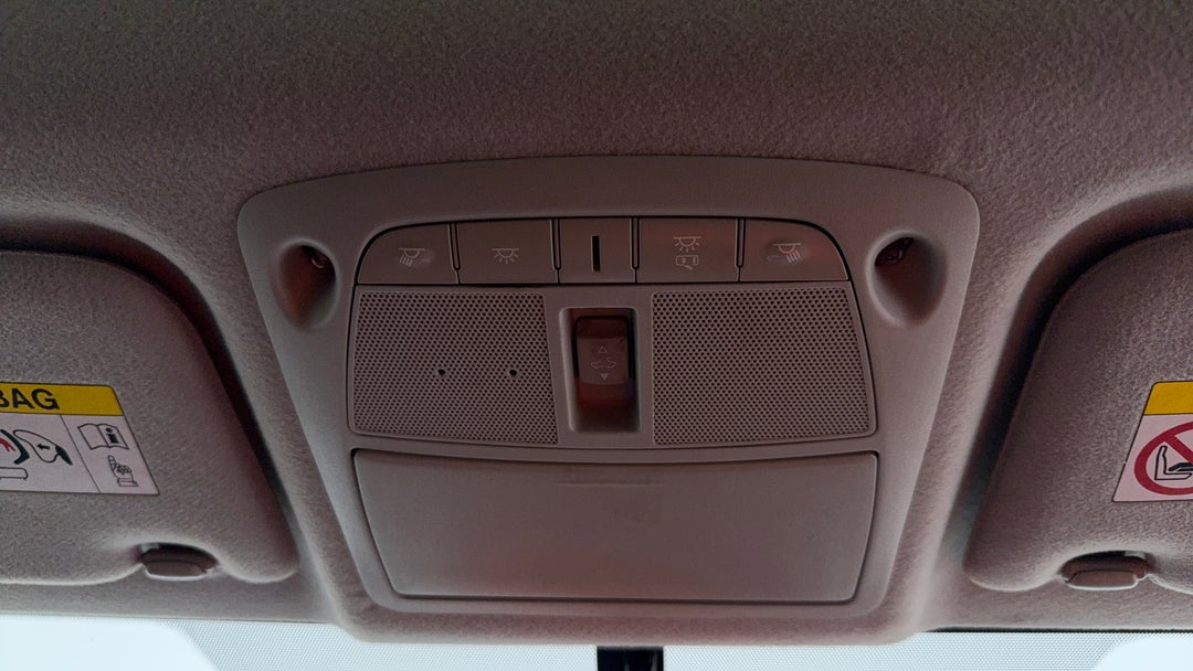 On-Roof Controls/Sunglass holder