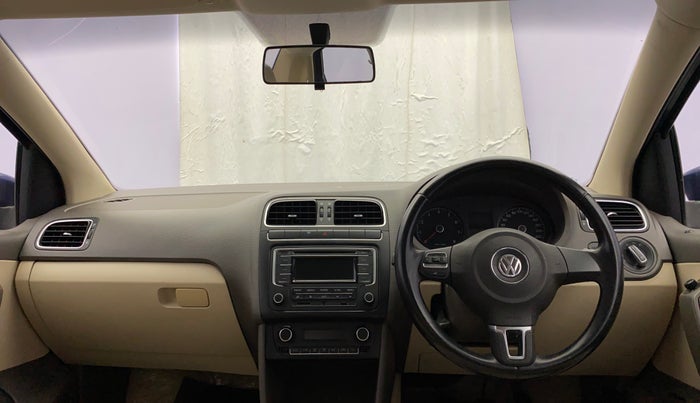 2014 Volkswagen Vento HIGHLINE 1.6 MPI, Petrol, Manual, 71,053 km, Dashboard