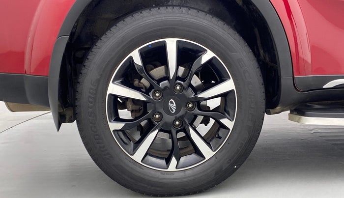 2020 Mahindra XUV500 W11 (O) AT, Diesel, Automatic, 13,720 km, Right Rear Wheel