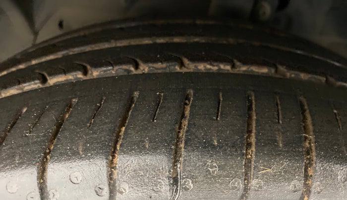 2018 Ford FREESTYLE TITANIUM PLUS 1.2 PETROL, Petrol, Manual, 32,473 km, Left Front Tyre Tread