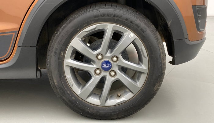 2018 Ford FREESTYLE TITANIUM PLUS 1.2 PETROL, Petrol, Manual, 32,473 km, Left Rear Wheel