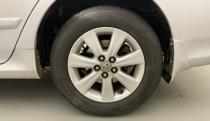 2013 Toyota Corolla Altis GL PETROL, Petrol, Manual, 70,812 km, Left Rear Wheel