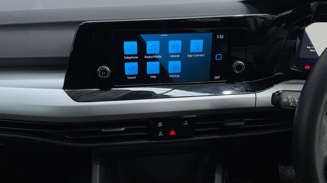 2021 Volkswagen Golf 110tsi, Automatic, 44124 km, Center Console