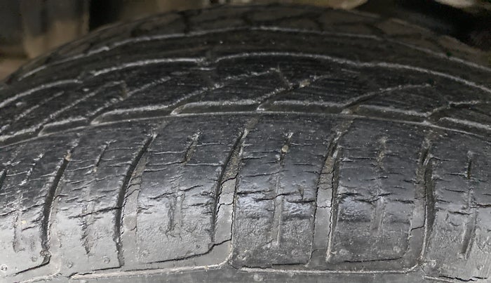 2012 Maruti Alto K10 VXI P, Petrol, Manual, 34,579 km, Left Rear Tyre Tread