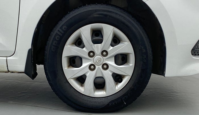 2014 Hyundai Elite i20 MAGNA 1.2, Petrol, Manual, 67,856 km, Right Front Wheel